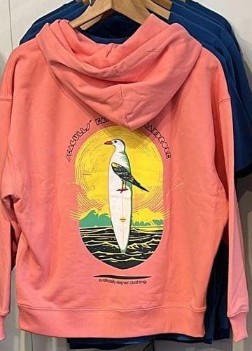 Hoodie „Seagulls’ Favourite“ in Koralle